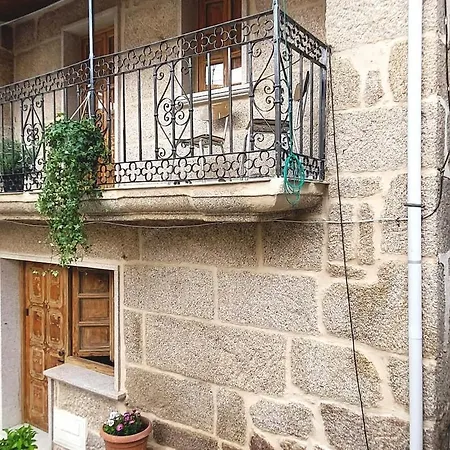 Fountain House * Boveda (Lugo)
